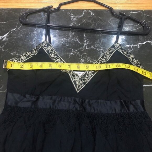 GORGEOUS Silk Black Dress - Picture 3 of 4